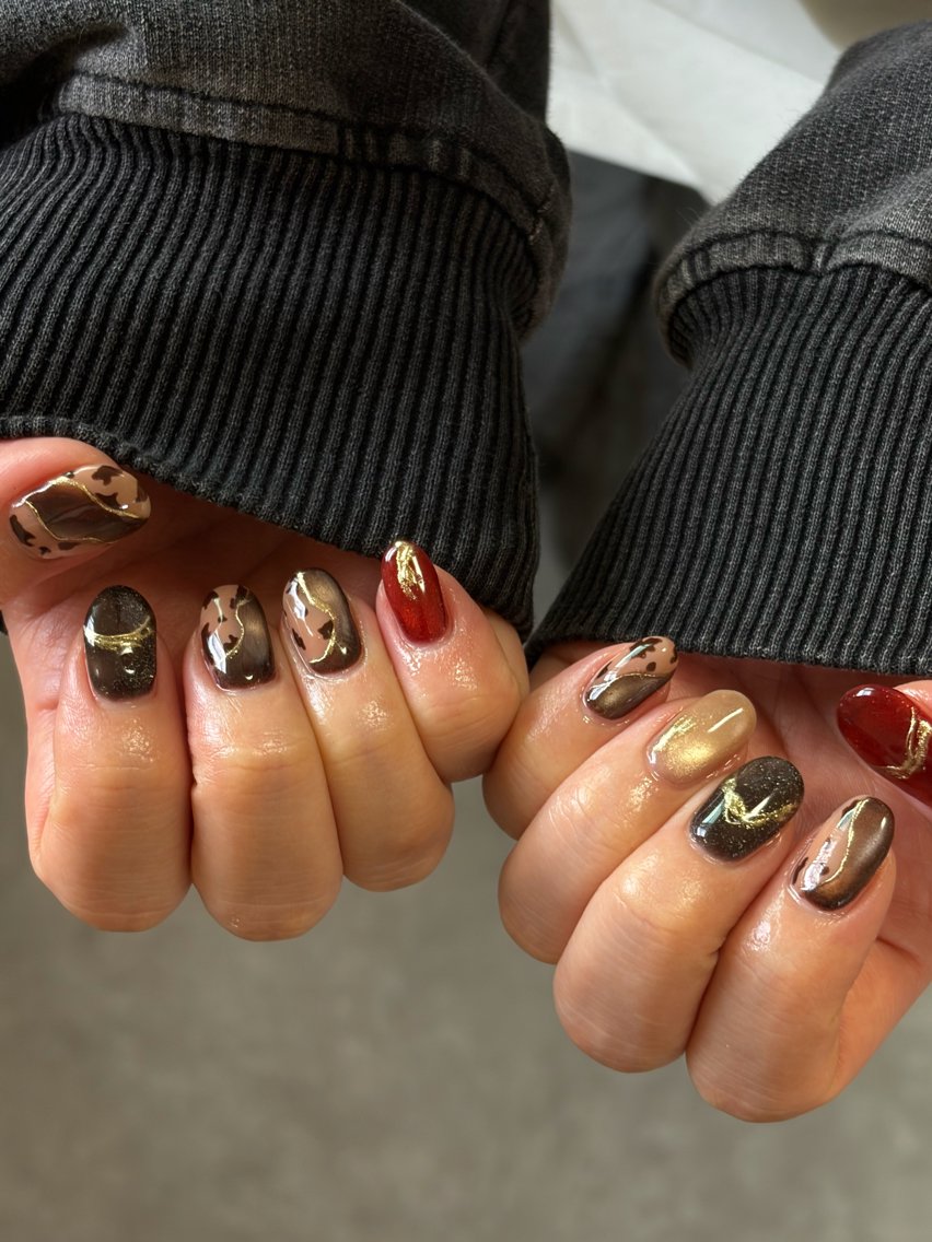 ネイル アニマル柄 ジェルネイル キラキラネイル マグネットネイル ニュアンスネイル ハンドネイル tamu nail 金町のネイルデザイン
