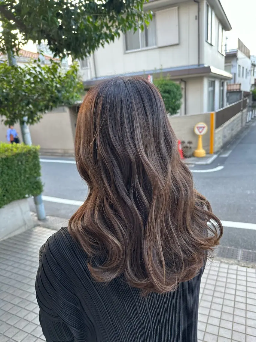 ロング カラー ベージュカラー ケアカラー 透明感カラー グレージュ ミルクティーベージュ カット ヘアカラー トリートメント 【美髪矯正 /髪質改善】RINのヘアスタイル