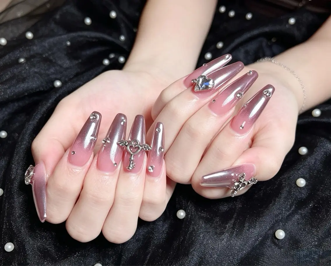 ネイル Bél Nail salonのネイルデザイン