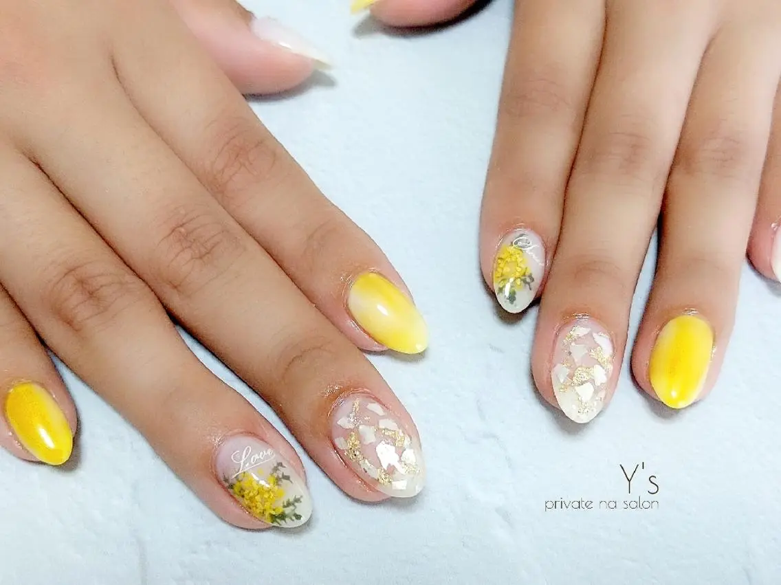 ネイル ハンドネイル YUMI NAGAI  のネイルデザイン