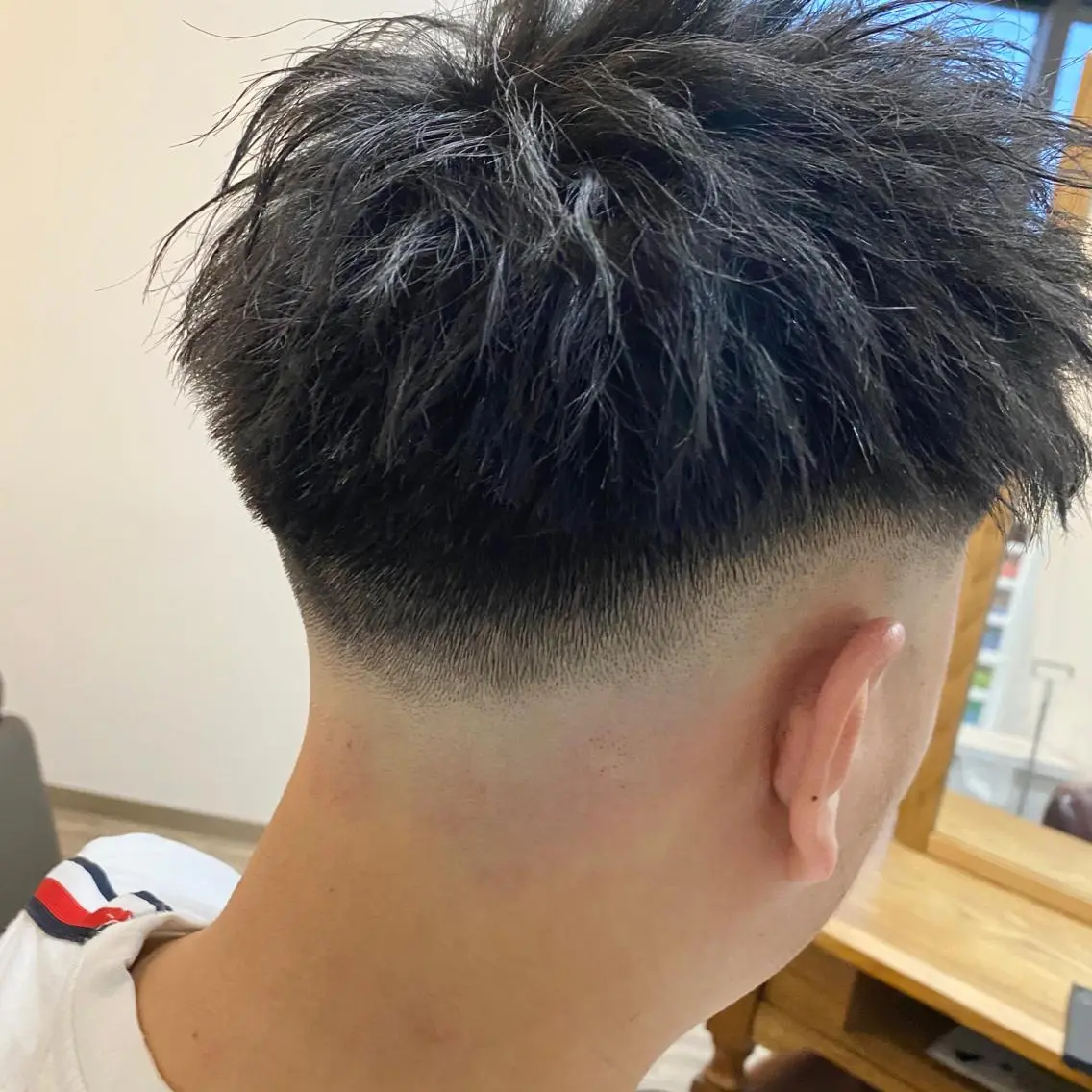 メンズ フェードカット 佐藤 輝幸のヘアスタイル