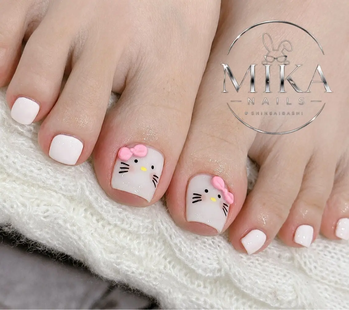 FOOT 親指埋めつくし+ワンカラー¥4500の写真