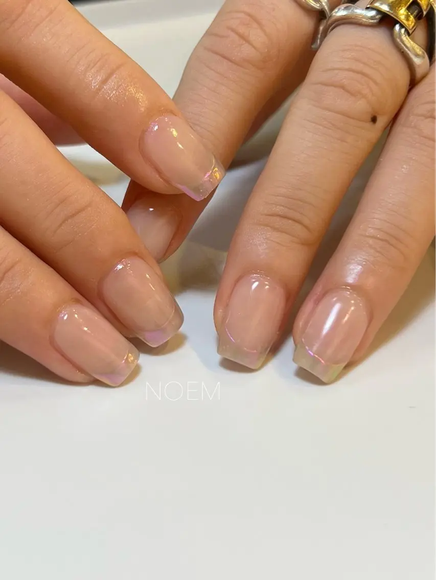 ネイル フレンチネイル ミラーネイル YUKARI NOEMのネイルデザイン
