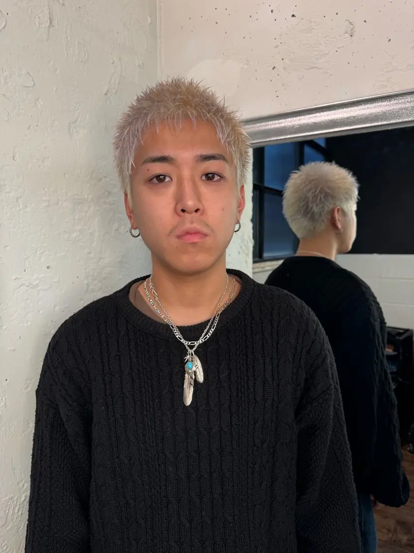 ショート カラー メンズ メンズブリーチ フェードカット メンズショート スキンフェード スパイキーショート カット ヘアカラー トリートメント 💈メンズ特化💈 TASUKUのヘアスタイル