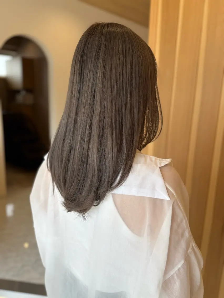 セミロング ヘアカラー 檀上 友佳里のヘアスタイル