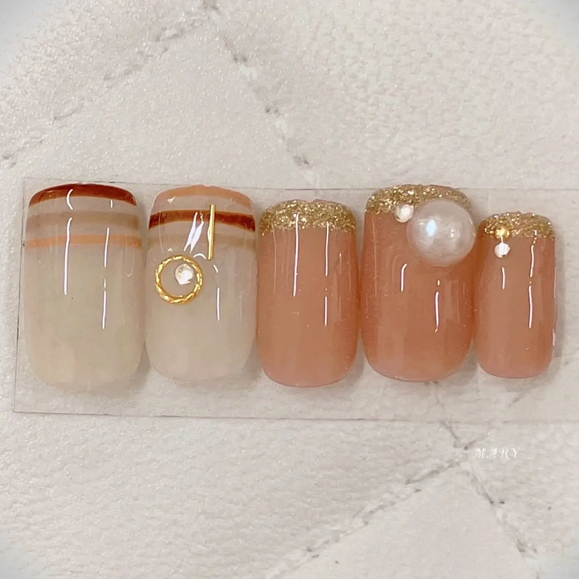 ネイル フレンチネイル ニュアンスネイル スクエアネイル ハンドネイル Mary nail .narumiのネイルデザイン
