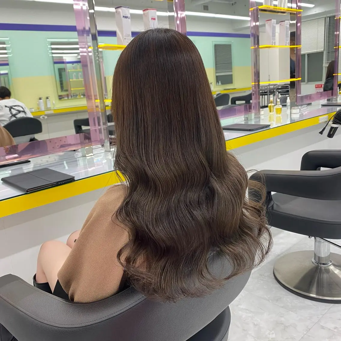 セミロング カラー ヘアアレンジ ヘアカラー トリートメント mai🍑暖色カラー /レイヤー💖のヘアスタイル