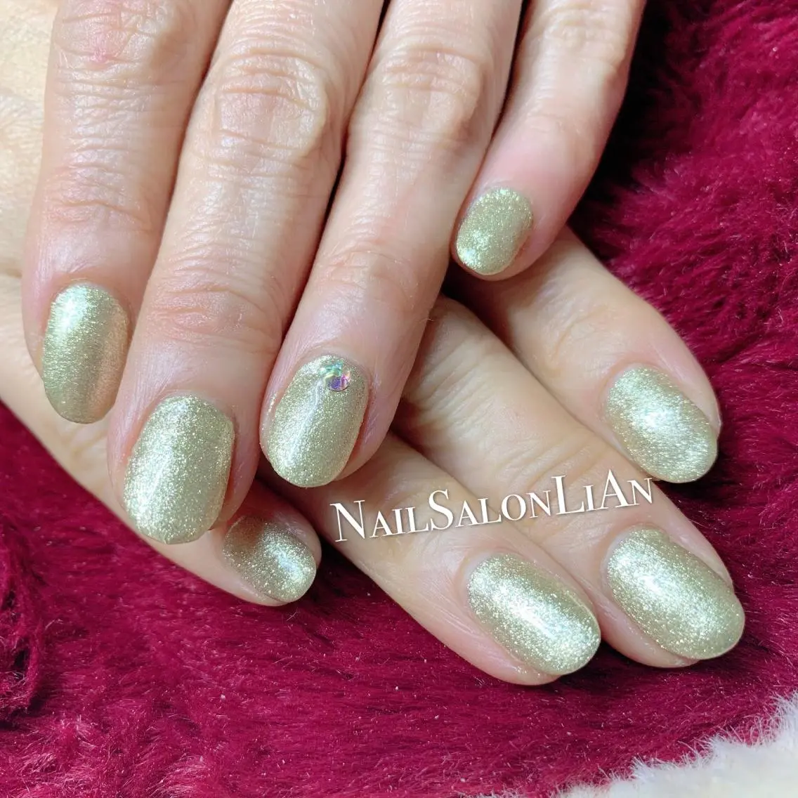 ネイル シンプルネイル ストーンネイル ハンドネイル NailSalon LiAnのネイルデザイン