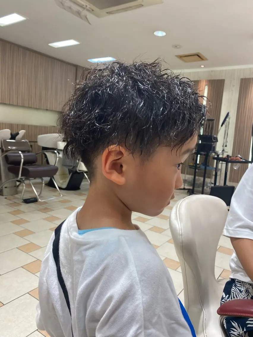 メンズ カット パーマ トリートメント 増田 英のヘアスタイル