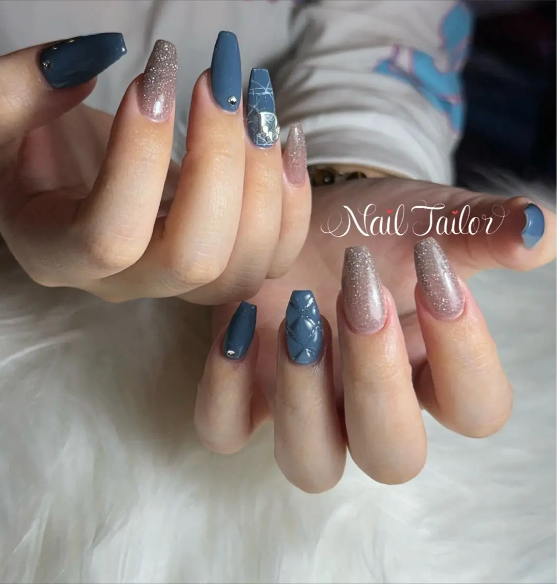 ネイル 長さ出し フラッシュネイル キラキラネイル ラメ(グリッター) ロングネイル ハンドネイル NailTailor ネイルテイラーのネイルデザイン