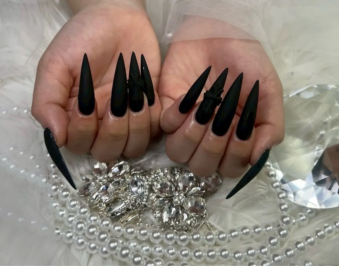 ネイル アートネイル オーロラネイル チークネイル 長さ出し フットネイル Miya _nailのネイルデザイン