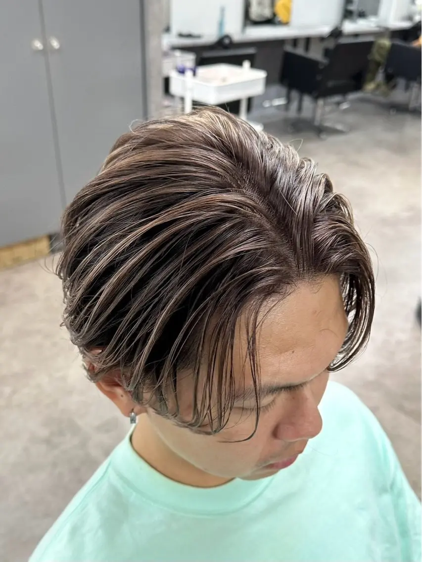 パーマ メンズ ハイトーンカラー りゅうたのヘアスタイル