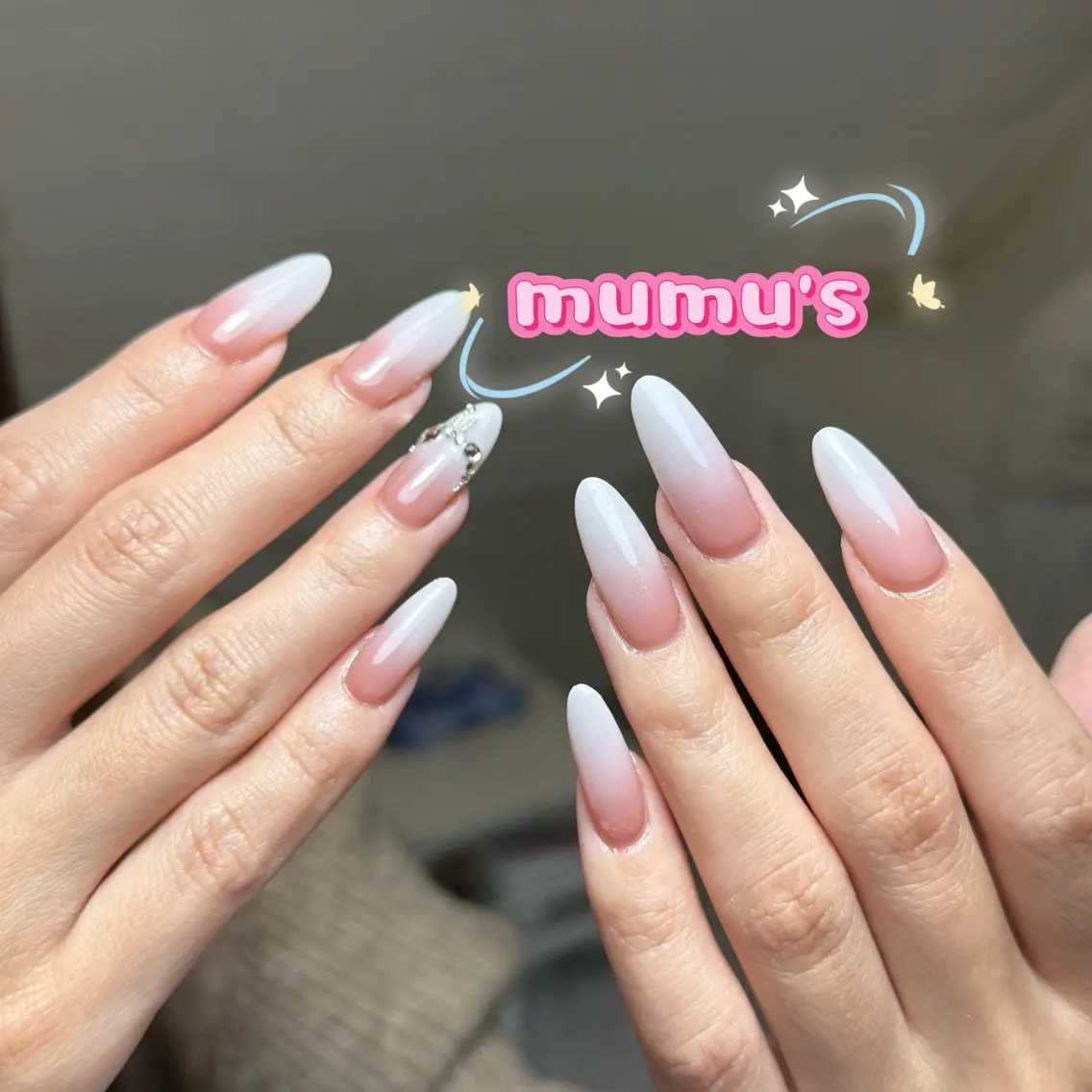 チップスカルプ❣️フレンチ・カラグラベース付き❣️の写真