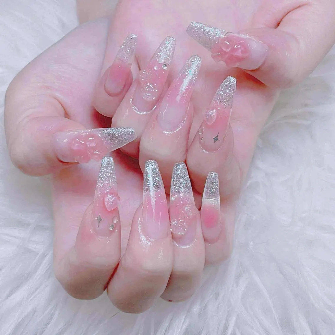 ネイル チークネイル 長さ出し フットネイル マグネットネイル 持ち込み ハンドネイル ANH NAIL ゴテゴテ専門店💎のネイルデザイン