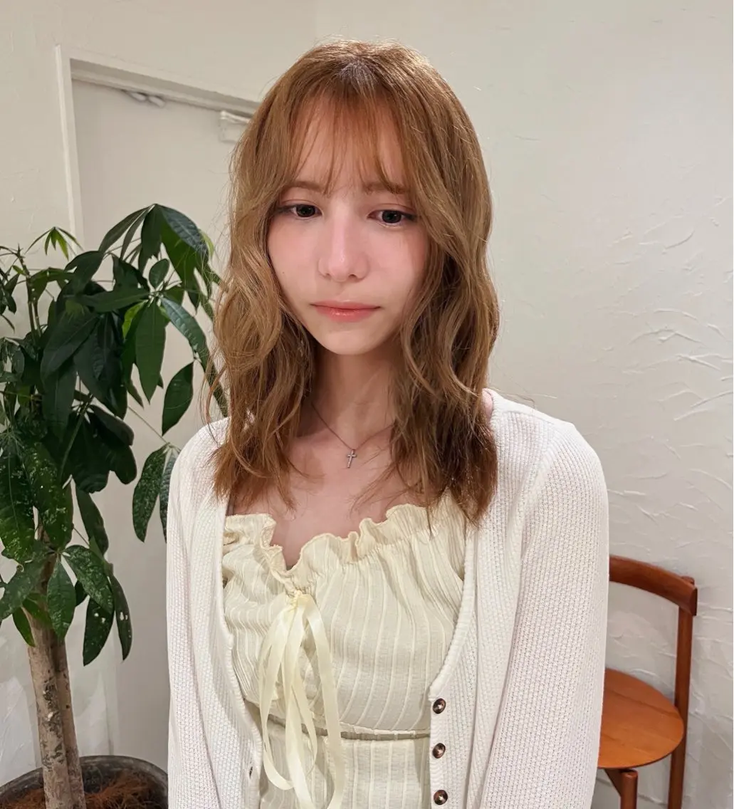 ミディアム カラー ヘアカラー yoshihama sumireのヘアスタイル