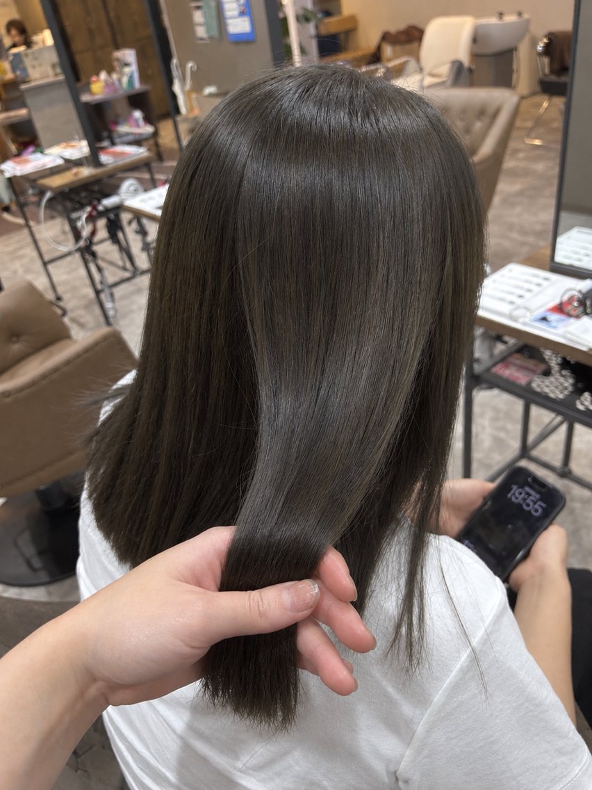 ミディアム カラー カット ヘアカラー fuwari 四日市/モデル募集のヘアスタイル