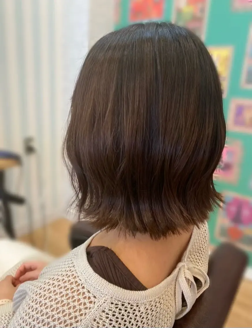 ミディアム カラー カット ヘアカラー トリートメント 中木 穂乃風のヘアスタイル