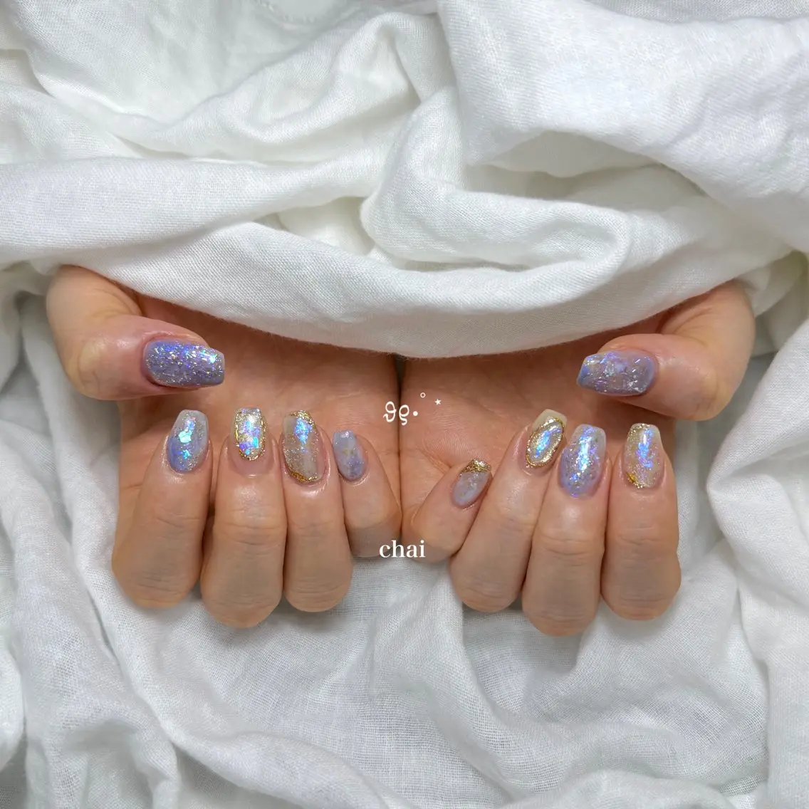 ネイル キラキラネイル ニュアンスネイル ハンドネイル chai nail + eye📍鶴橋のネイルデザイン