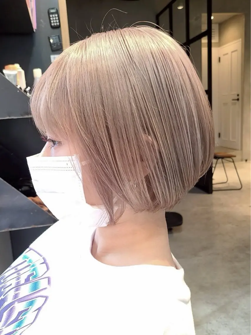 ミディアム カラー 井上  輝香 elima 武蔵小杉のヘアスタイル