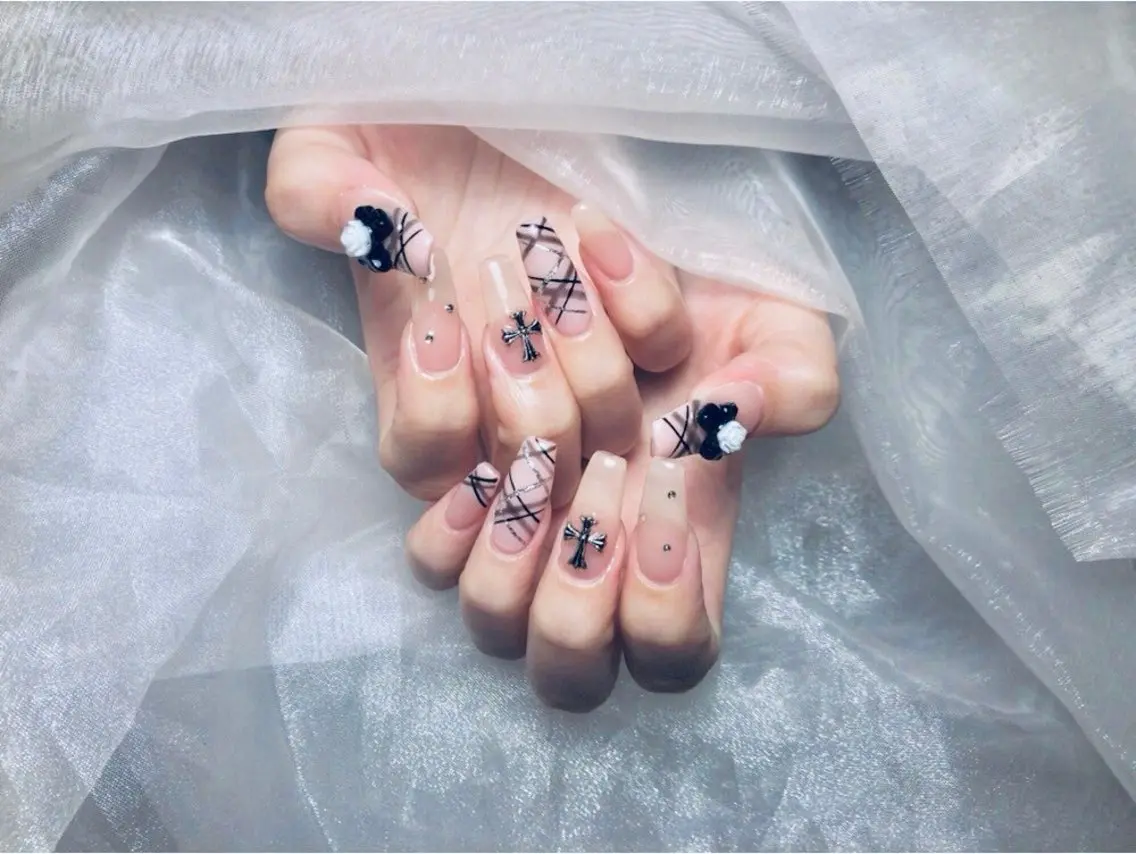 ネイル 🤎Yun nail salon🤎のネイルデザイン