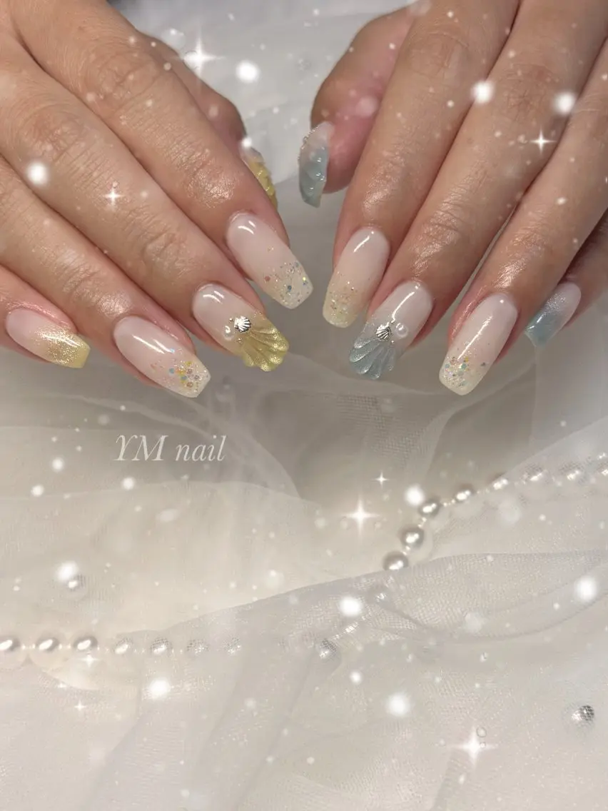 ネイル 水色 マグネットネイル 夏ネイル 黄色 ハンドネイル YM nailのネイルデザイン