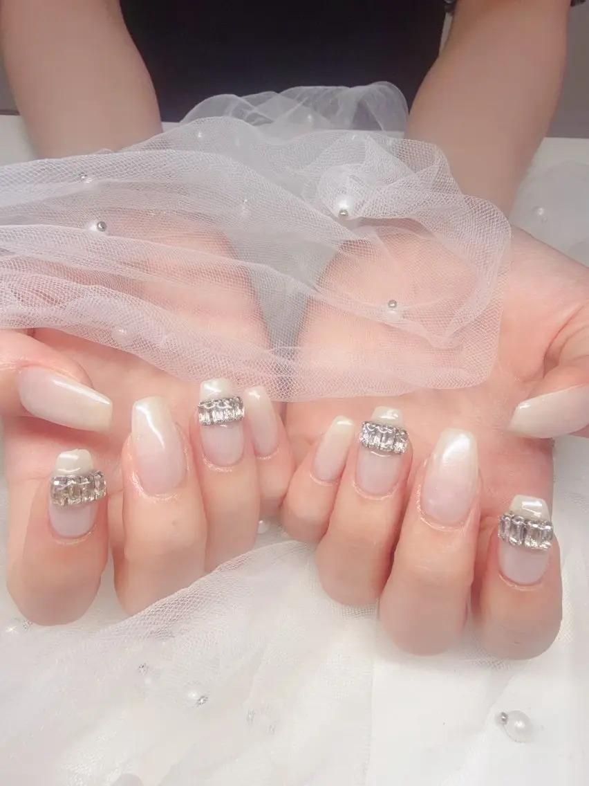 ネイル オーロラネイル チークネイル 成人式 長さ出し ジェルネイル ハンドネイル YUYI.nail salonのネイルデザイン