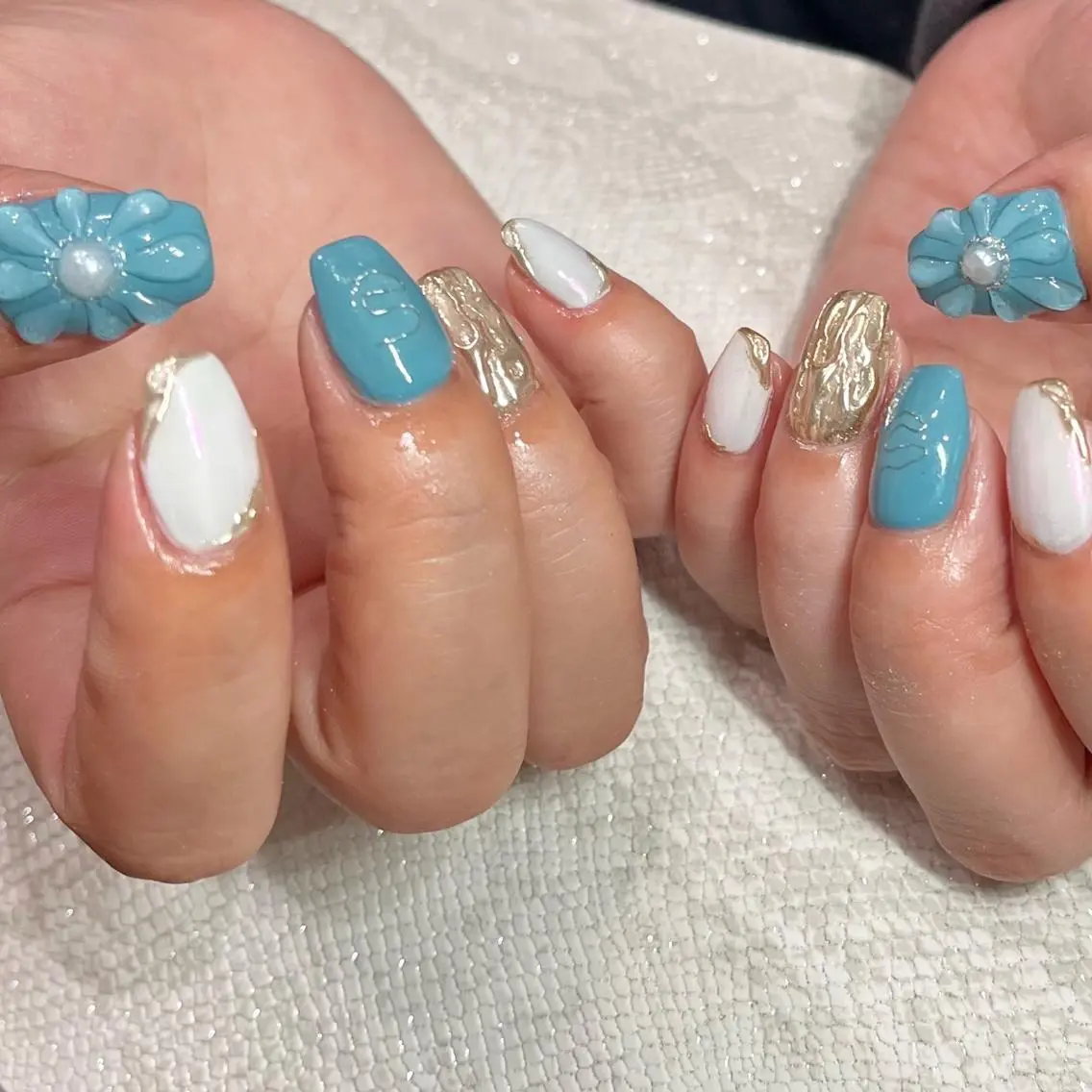 ミディアム カラー パーマ ヘアアレンジ メンズ キッズ ネイル マツエク・マツパ アイブロウ メンズ韓国風 韓国風マツエク 韓国風ヘア オーロラネイル クリアネイル ハンドネイル Salon Kのネイルデザイン