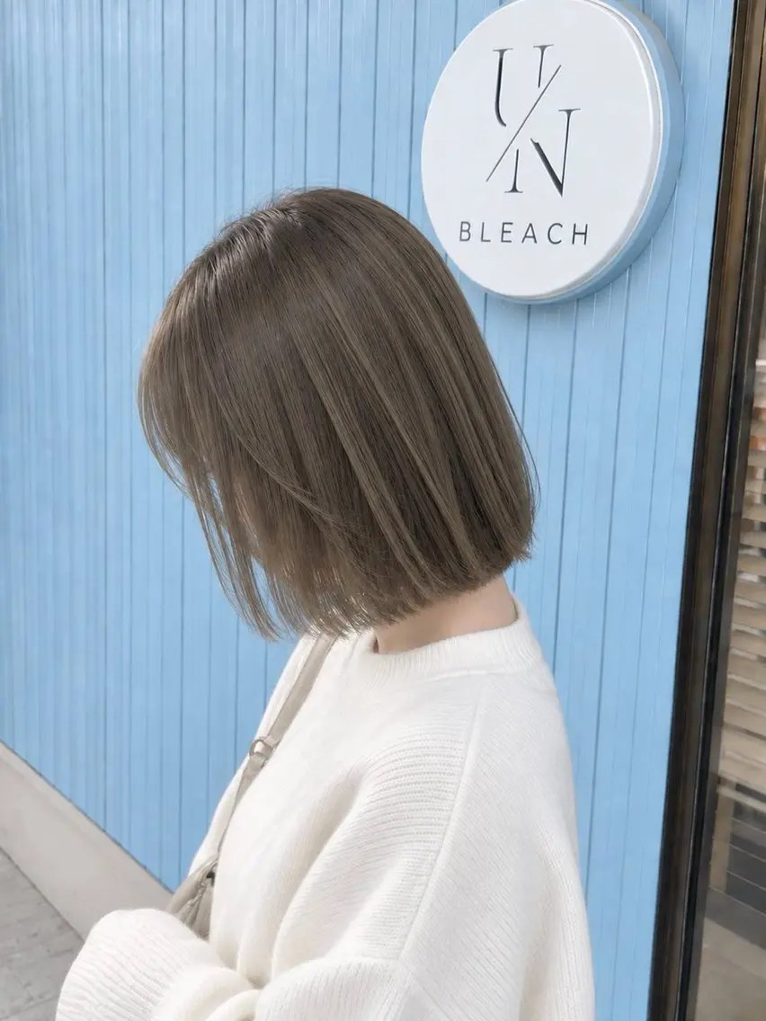 ミディアム カラー ヘアカラー 《髪質改善 UN BLEACH》のヘアスタイル