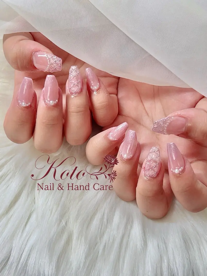 ネイル 長さ出し ジェルネイル 持ち込み ニュアンスネイル 赤色 ハンドネイル Nail Salon KOTOのネイルデザイン