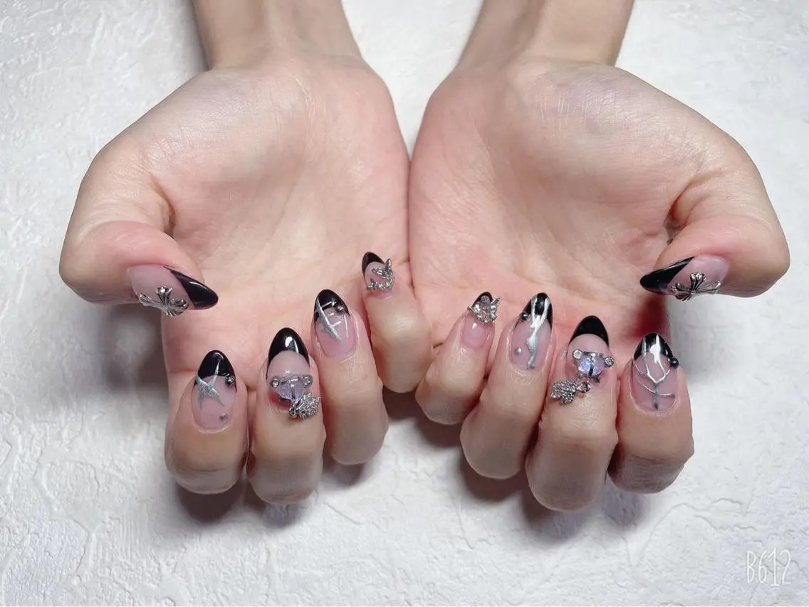 ネイル ハンドネイル M🌷nail 長さだし専門店のネイルデザイン