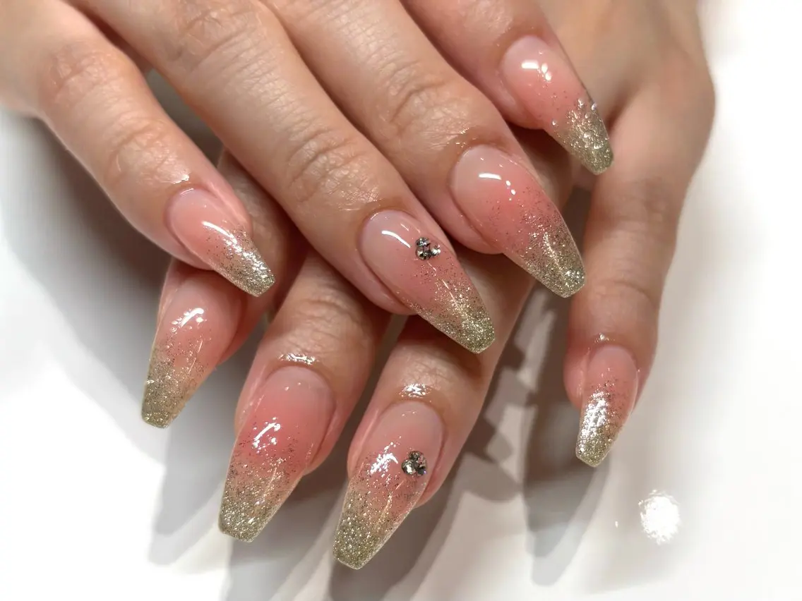 ネイル チークネイル Nailsalon Puttiのネイルデザイン