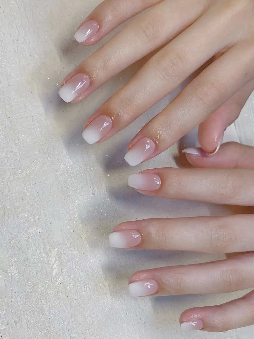 ネイル グラデーション Minami Nailのネイルデザイン