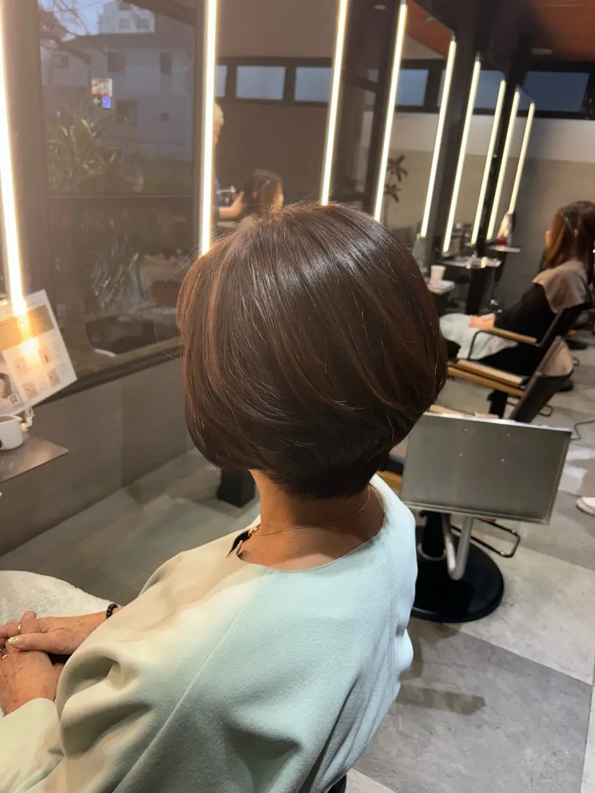 ショート カラー カット ヘアカラー トリートメント 艶カラー/ベージュ/ ショート/安岡哲兵のヘアスタイル