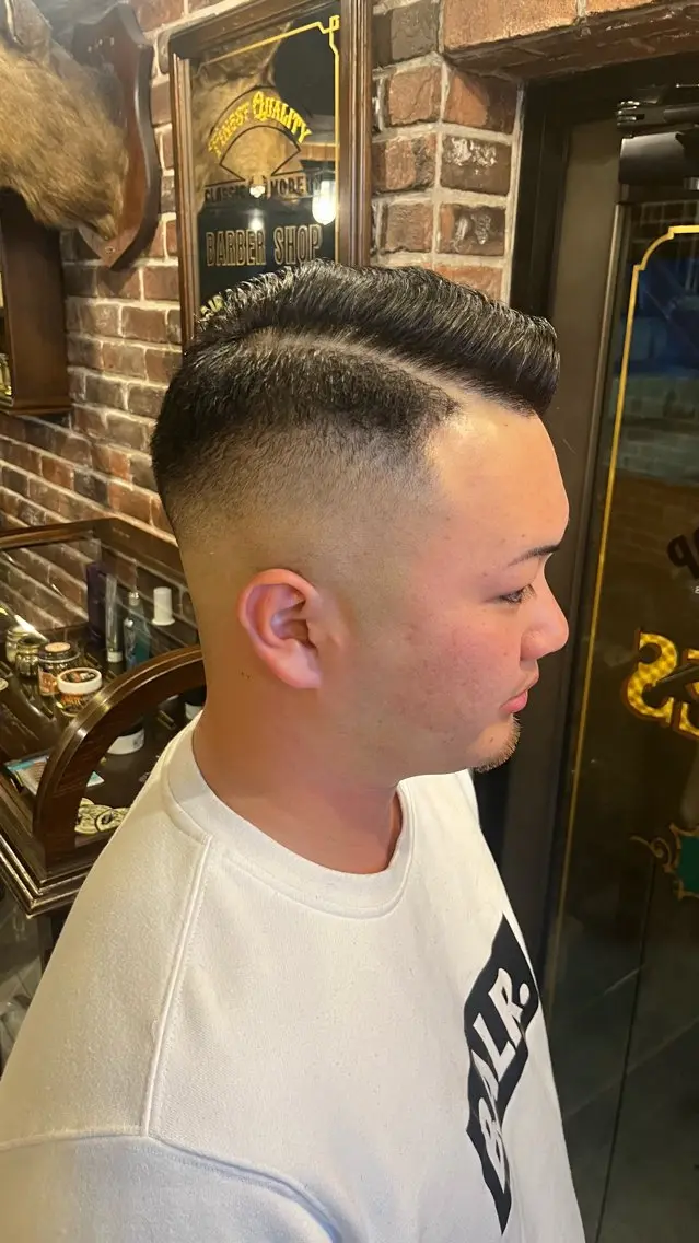 ショート メンズ フェードカット 佐藤 稜大のヘアスタイル