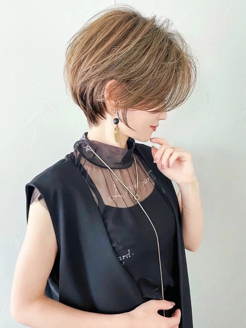 ショート 三輪 隼大のヘアスタイル