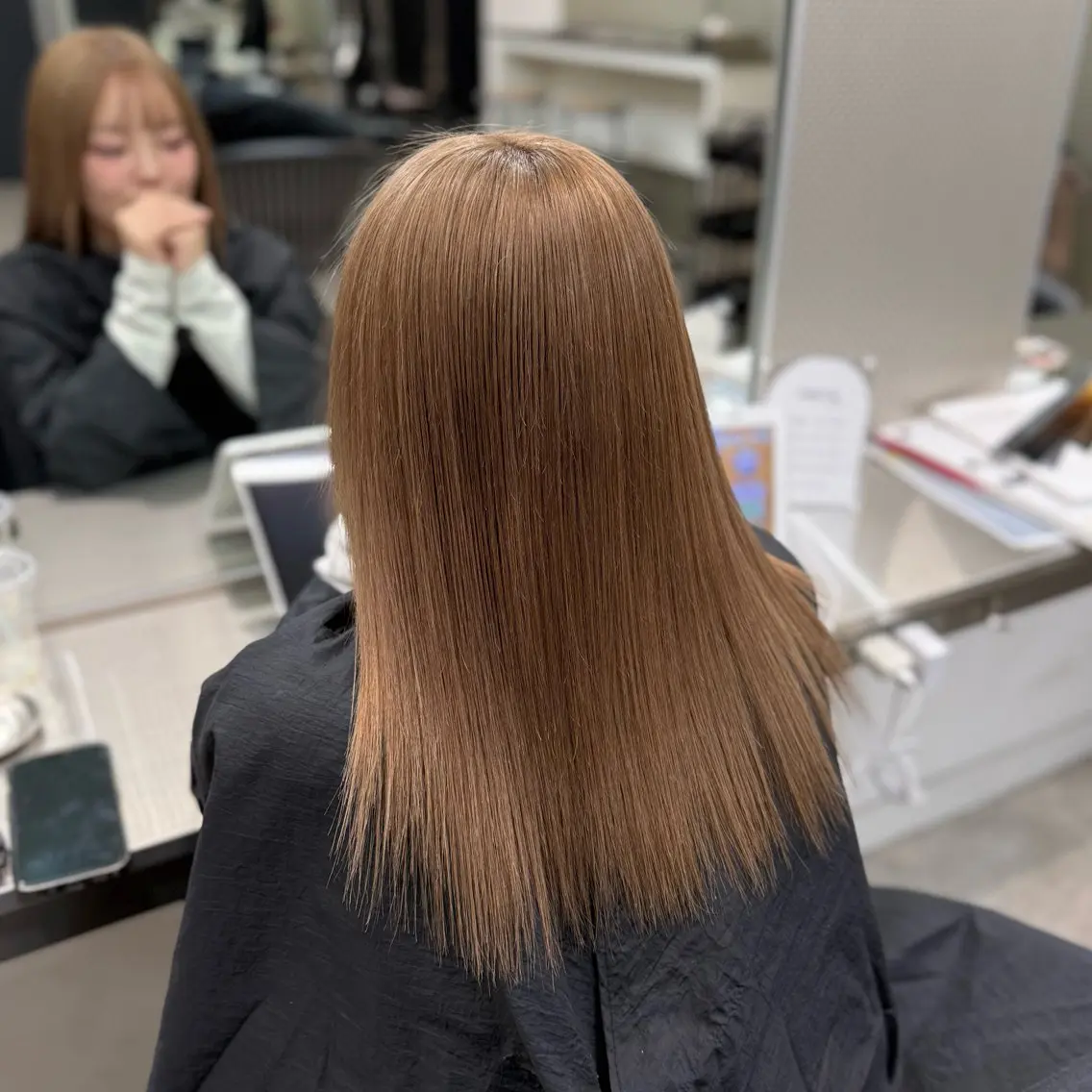 セミロング カラー ヘアカラー 小林 円香のヘアスタイル