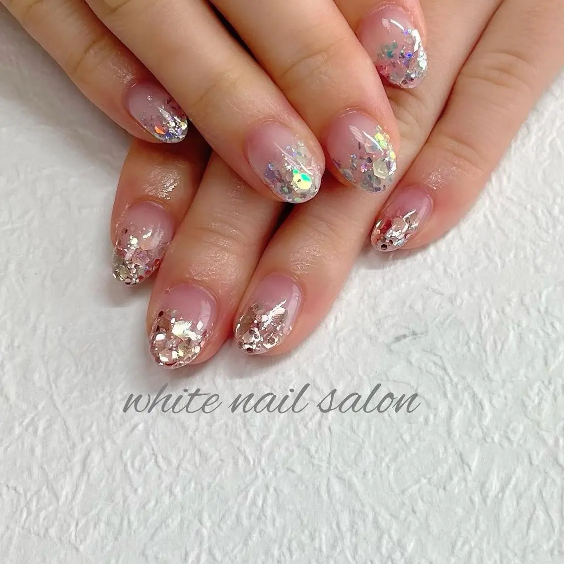 ネイル フットネイル ジェルネイル ハードジェル ホログラムネイル ラメ(グリッター) white nail salonのネイルデザイン