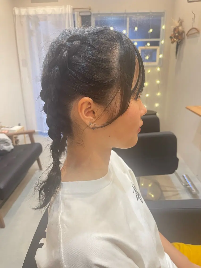 セミロング ヘアアレンジ nowhere ノーウェアのヘアスタイル