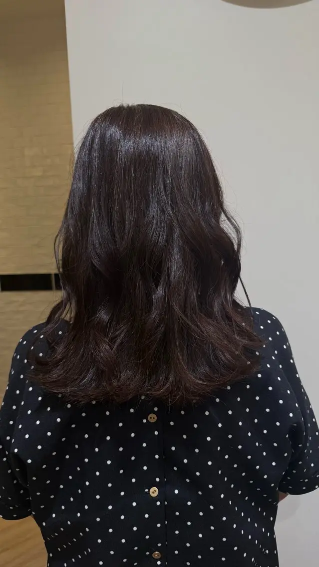 セミロング 深川 はなのヘアスタイル