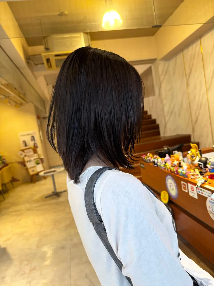 ミディアム ボブレイヤー ボブ レイヤーカット カット ヘアカラー 本田 卓也のヘアスタイル