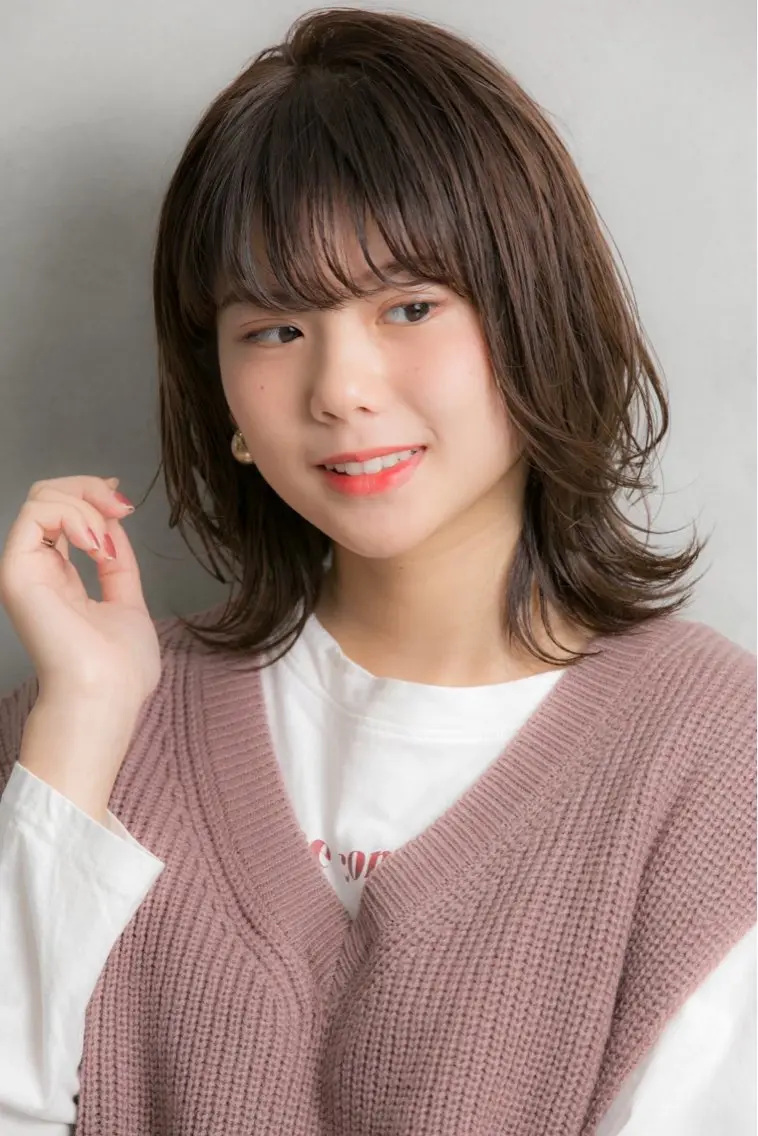 ミディアム カラー 透明感カラー くびれヘア 平日オススメ✨ コスパ&タイパ✨山下のヘアスタイル