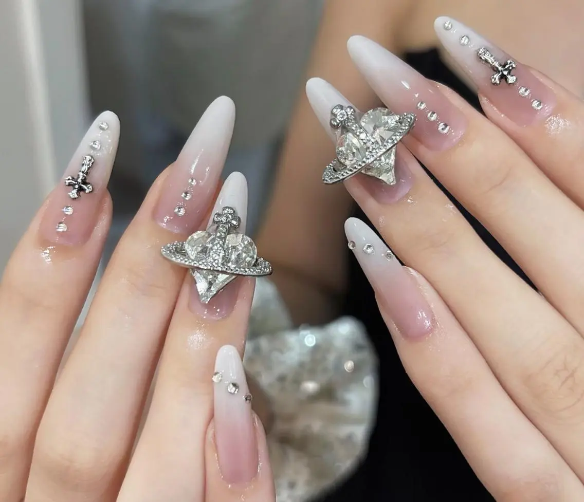 ネイル ハンドネイル 🎀 KiKi_nailのネイルデザイン
