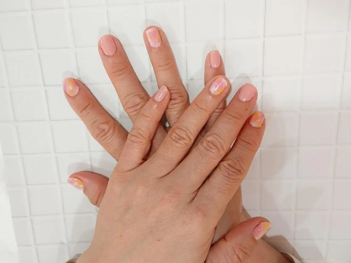 ネイル 高橋 春菜のヘアスタイル