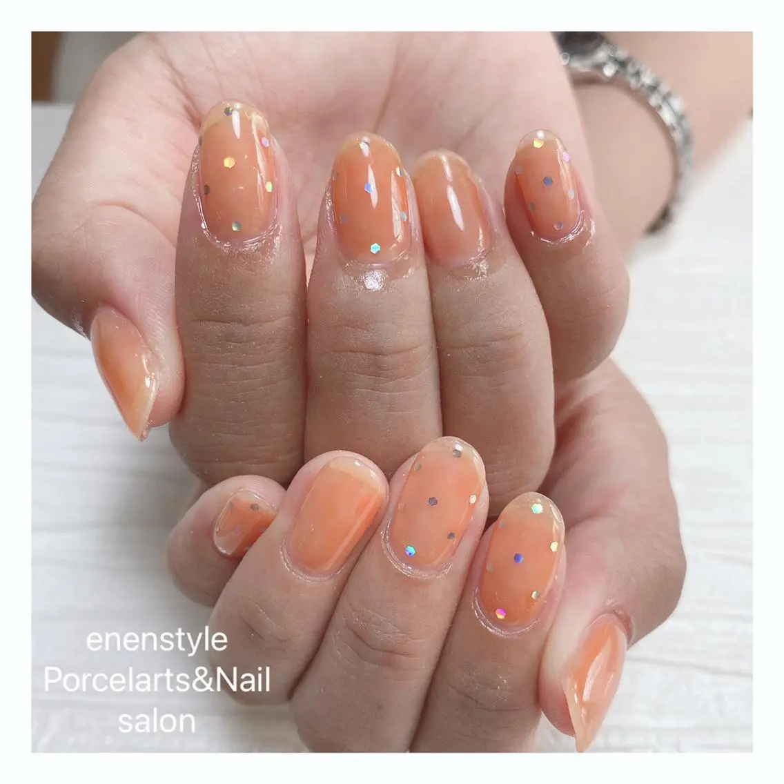 ミディアム ネイル ハンドネイル 🐾enen style 🐾のネイルデザイン