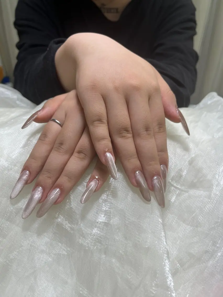 ネイル ハンドネイル ハンドケア ongles chicのネイルデザイン
