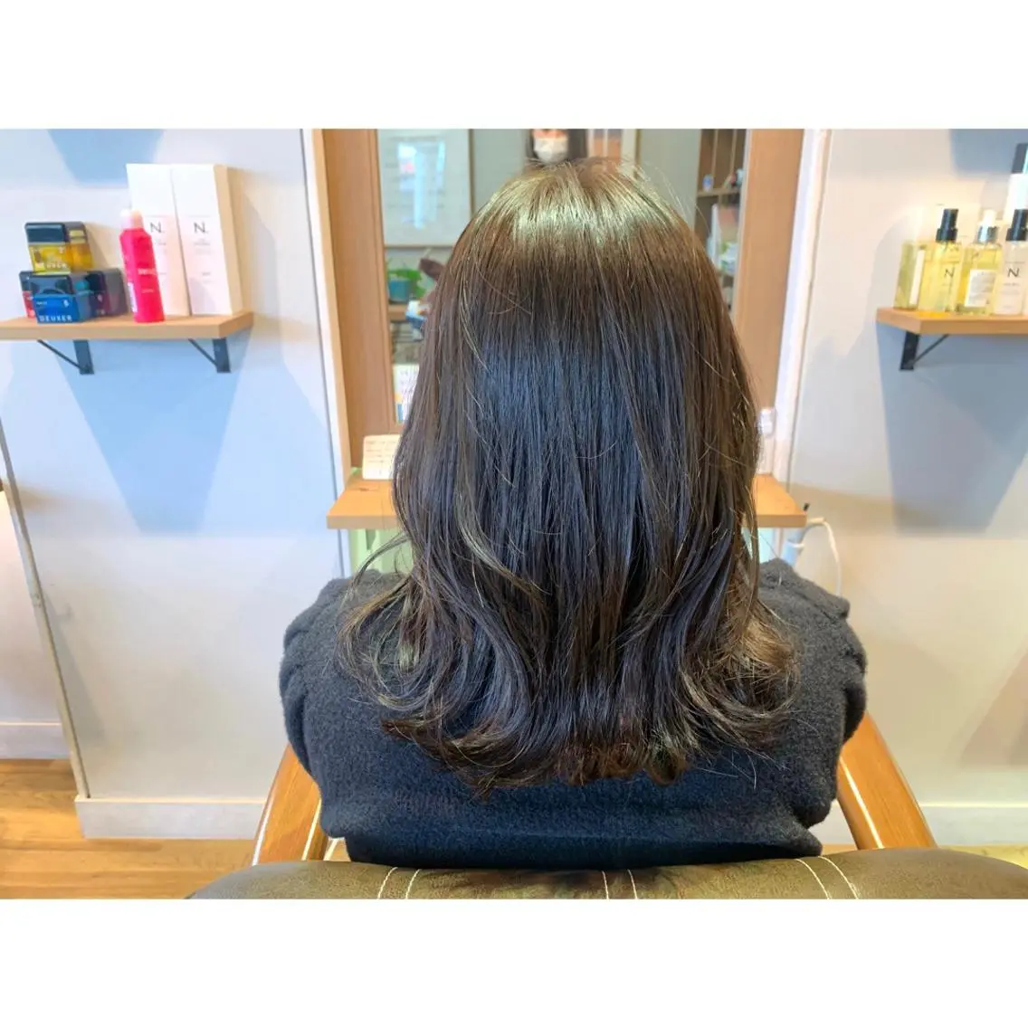 ロング カラー グレージュ ヘアカラー トリートメント ツキダテ ユイのヘアスタイル