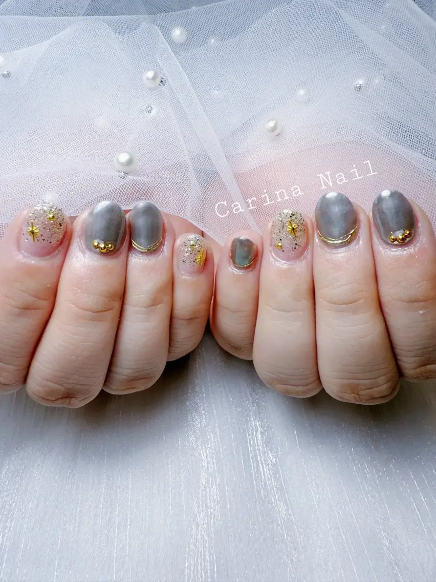 ネイル ゴールド シルバー シンプルネイル Carina Nailのネイルデザイン