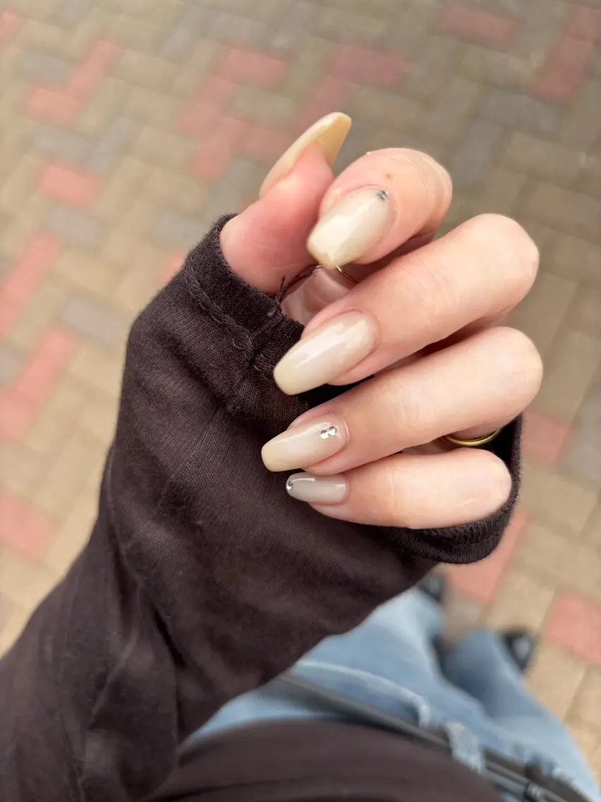 ネイル ハンドネイル 【LINON】 airiのネイルデザイン