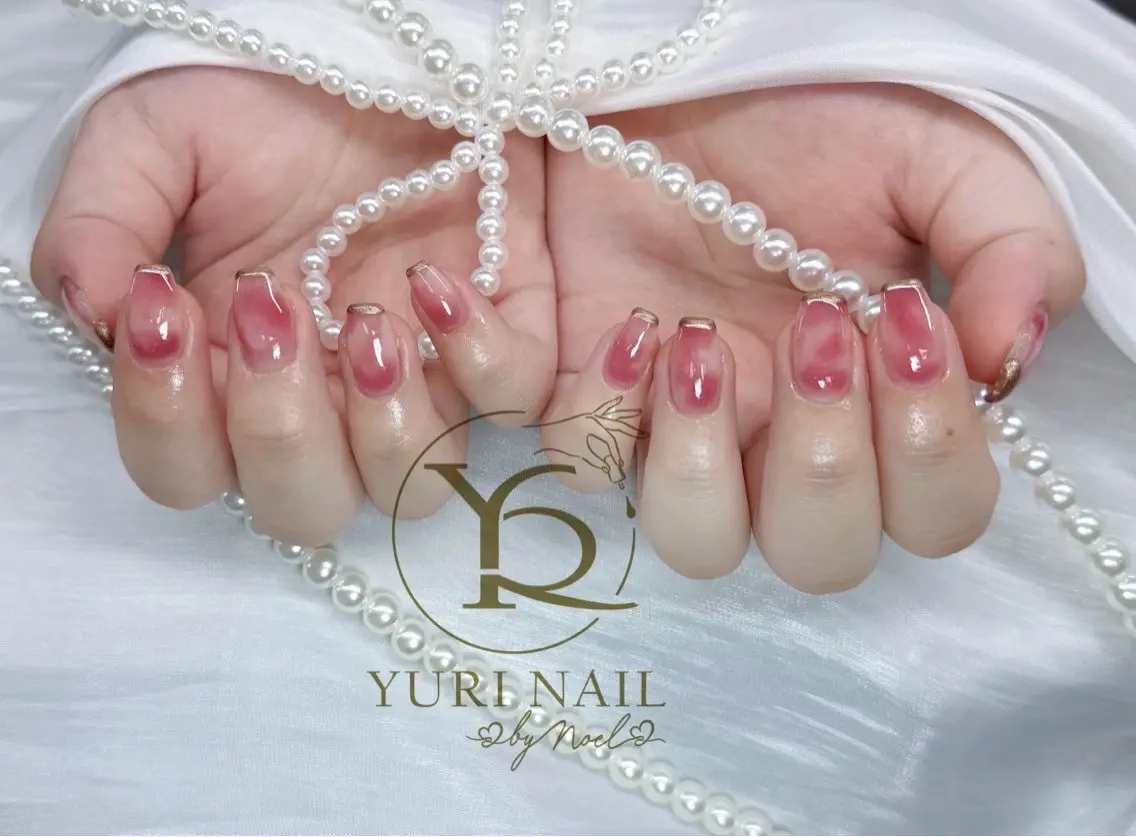ネイル ハンドネイル フットネイル ハンドケア YURI Nail NARITAのネイルデザイン