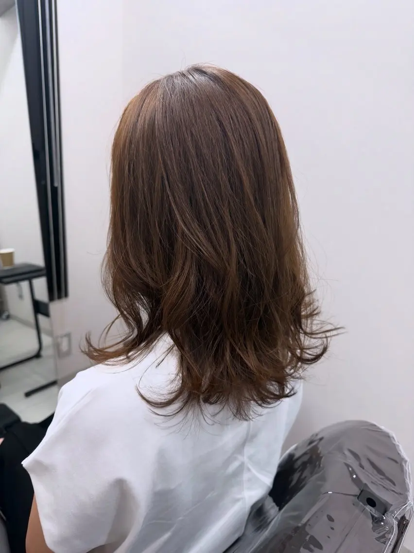 ミディアム 梅澤 麻衣のヘアスタイル